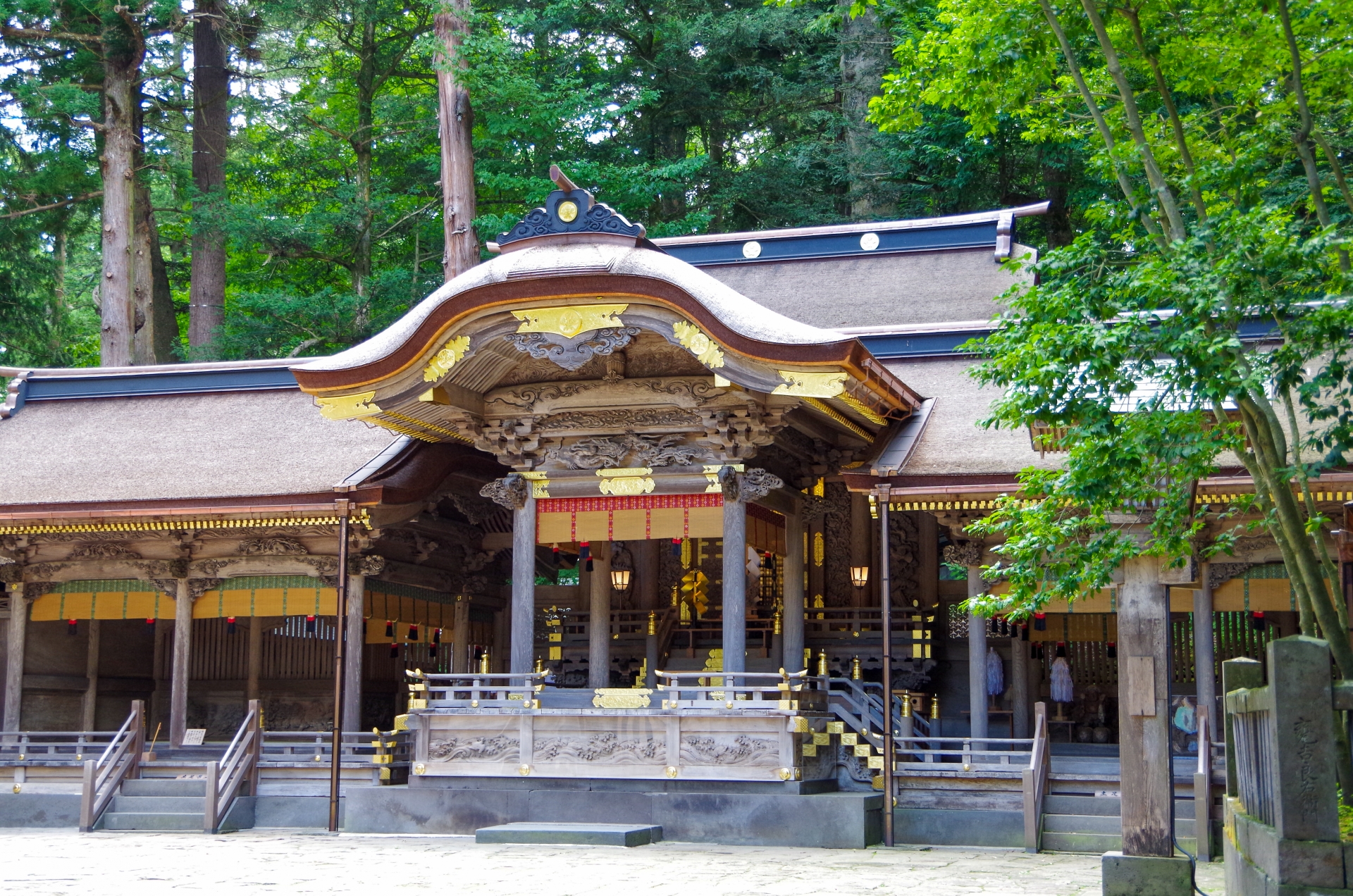 諏訪大社 本宮